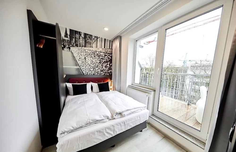 Smarty Cologne Dom Hotel - Boardinghouse - Kontaktloser Self Check-In