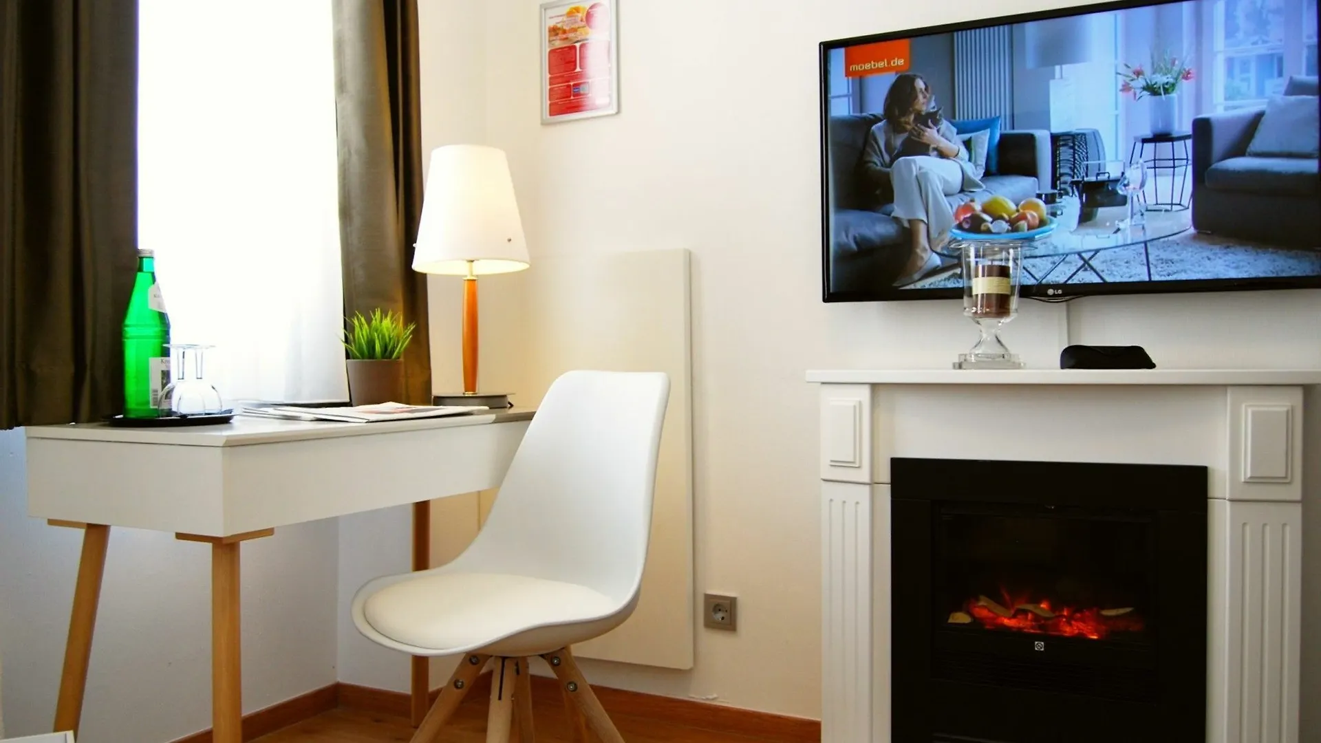 Smarty Cologne Dom Hotel - Boardinghouse - Kontaktloser Self Check-In
