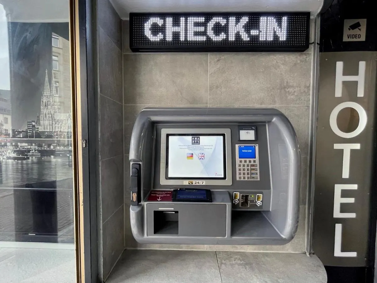 Domspatz Hotel Boardinghouse - KONTAKTLOSER SELF CHECK-IN Köln 3*,