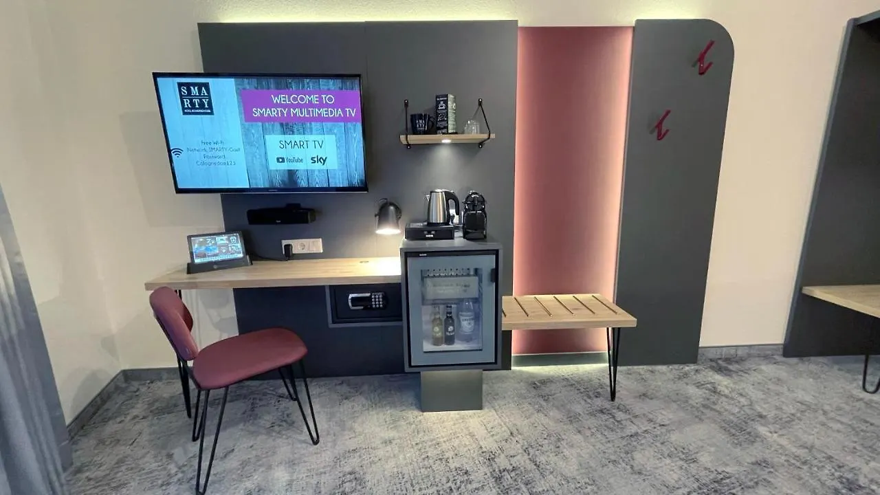Smarty Cologne Dom Hotel - Boardinghouse - Kontaktloser Self Check-In