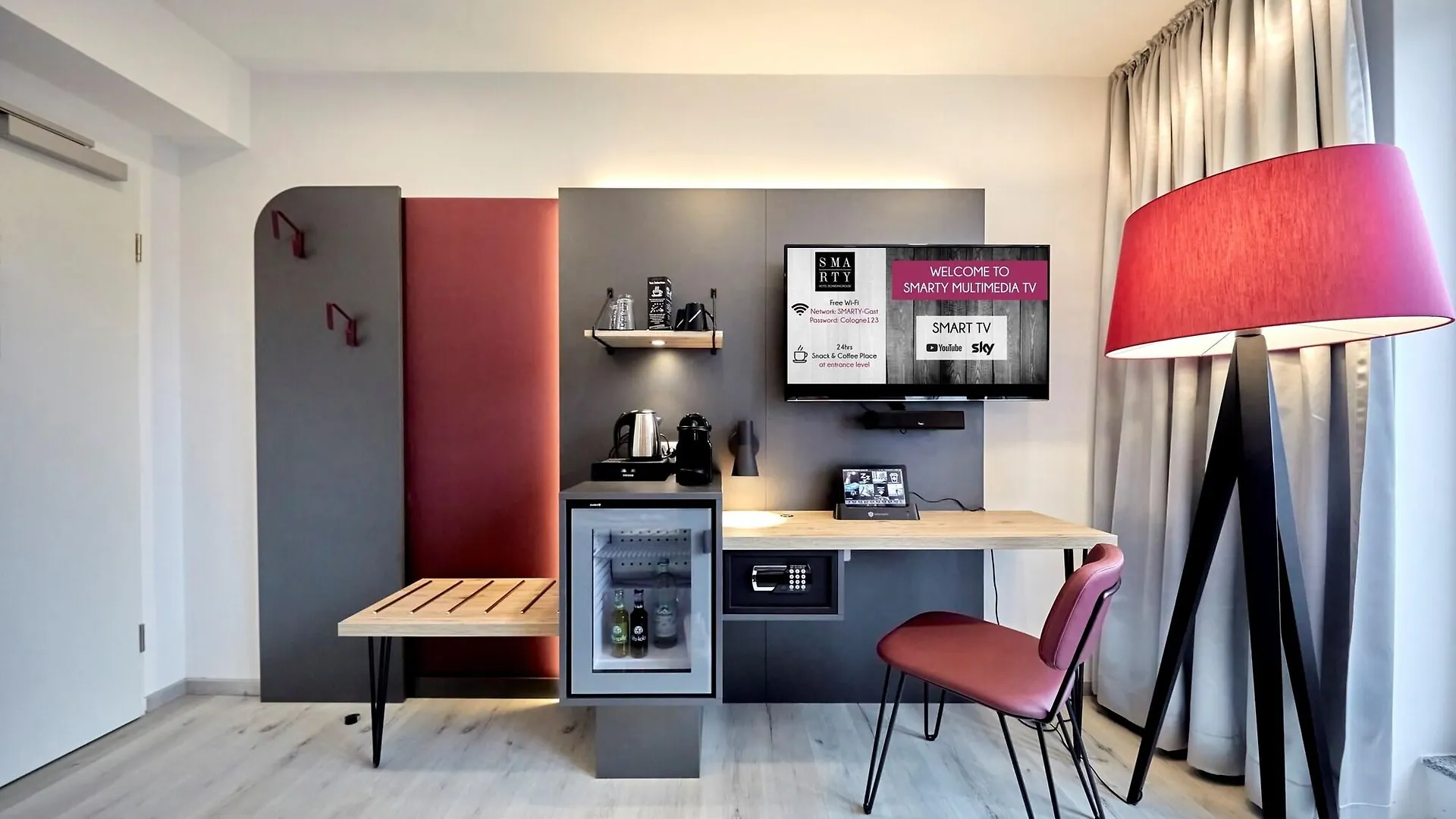 Smarty Cologne Dom Hotel - Boardinghouse - Kontaktloser Self Check-In