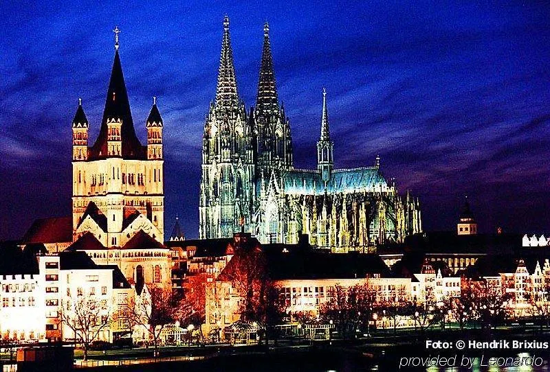 Smarty Cologne Dom Hotel - Boardinghouse - Kontaktloser Self Check-In